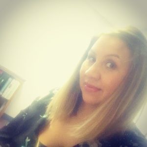 Meet your Posher, Corina